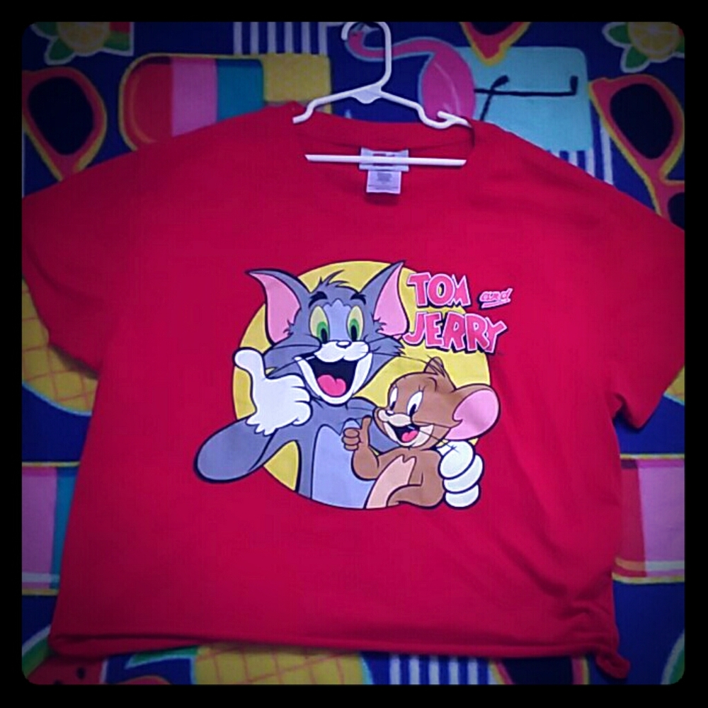 Tom and jerry graphic tee